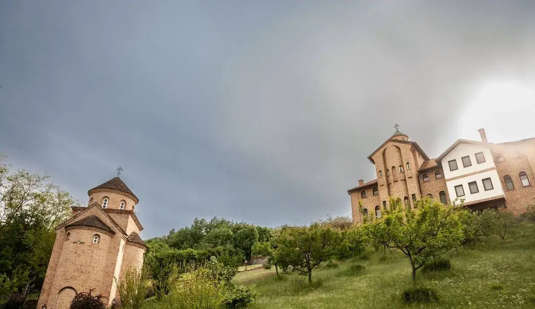 Malo Središte Monastery